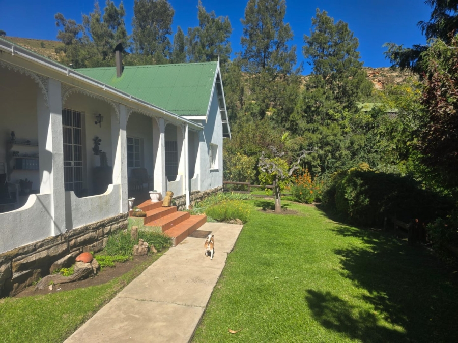 9 Bedroom Property for Sale in Lady Grey Eastern Cape